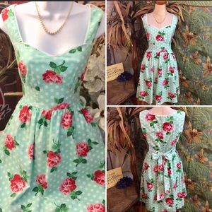 ModCloth “Sight for Sunrise” rose print dress- S